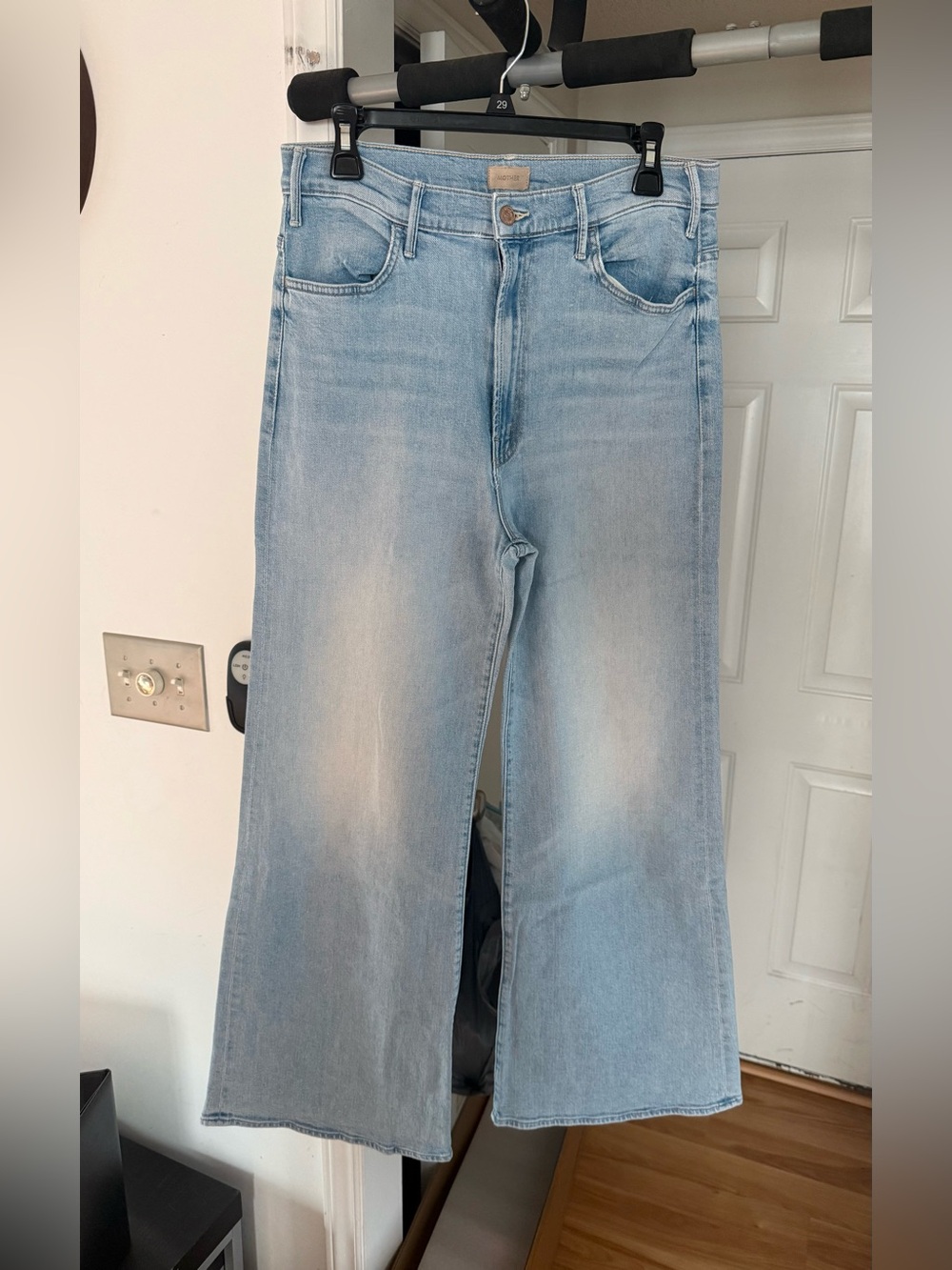 Awesome Mother Denim The Hustler Roller Flood in Cherie Cherie - Sz 31